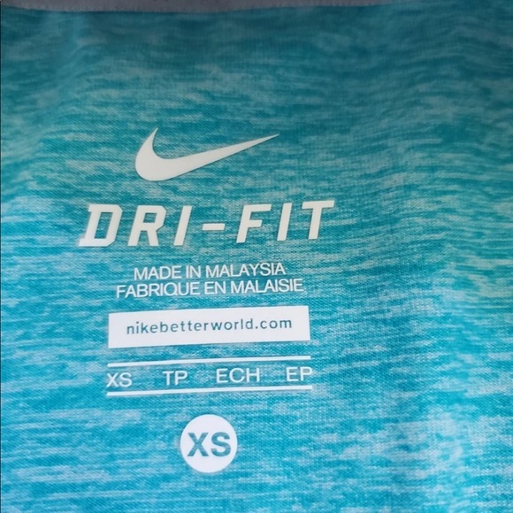 Nike pullover - Picture 7 of 7